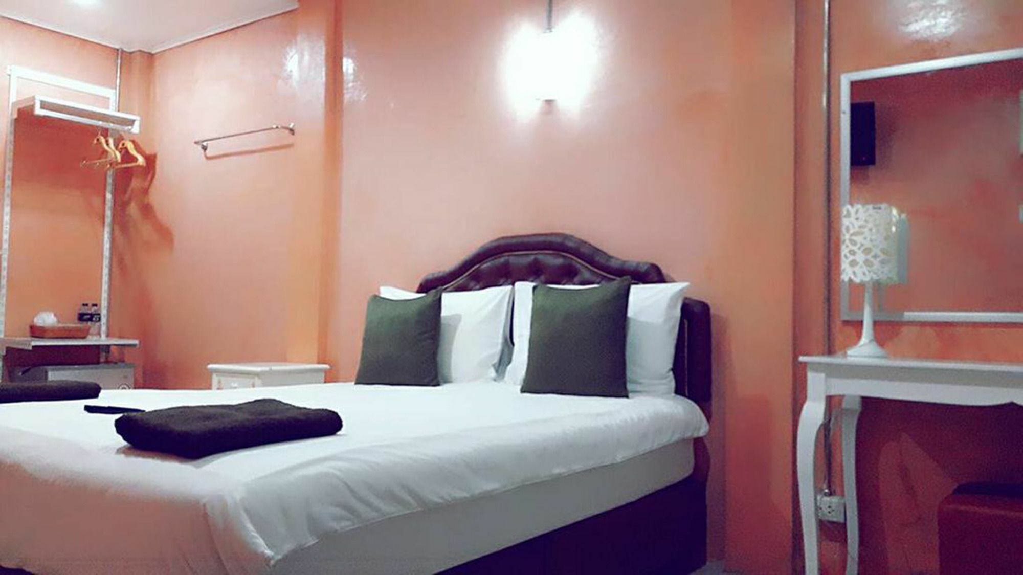 Khunnai House Chiang Mai Hotell Exteriör bild